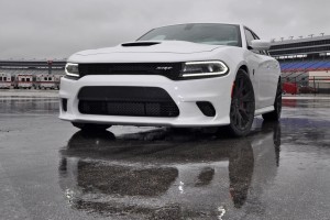 2015 Dodge Charger SRT HELLCAT Review 34