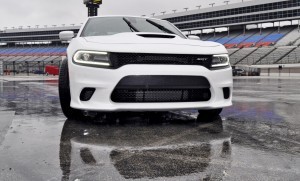 2015 Dodge Charger SRT HELLCAT Review 38