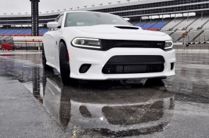 2015 Dodge Charger SRT HELLCAT Review 39