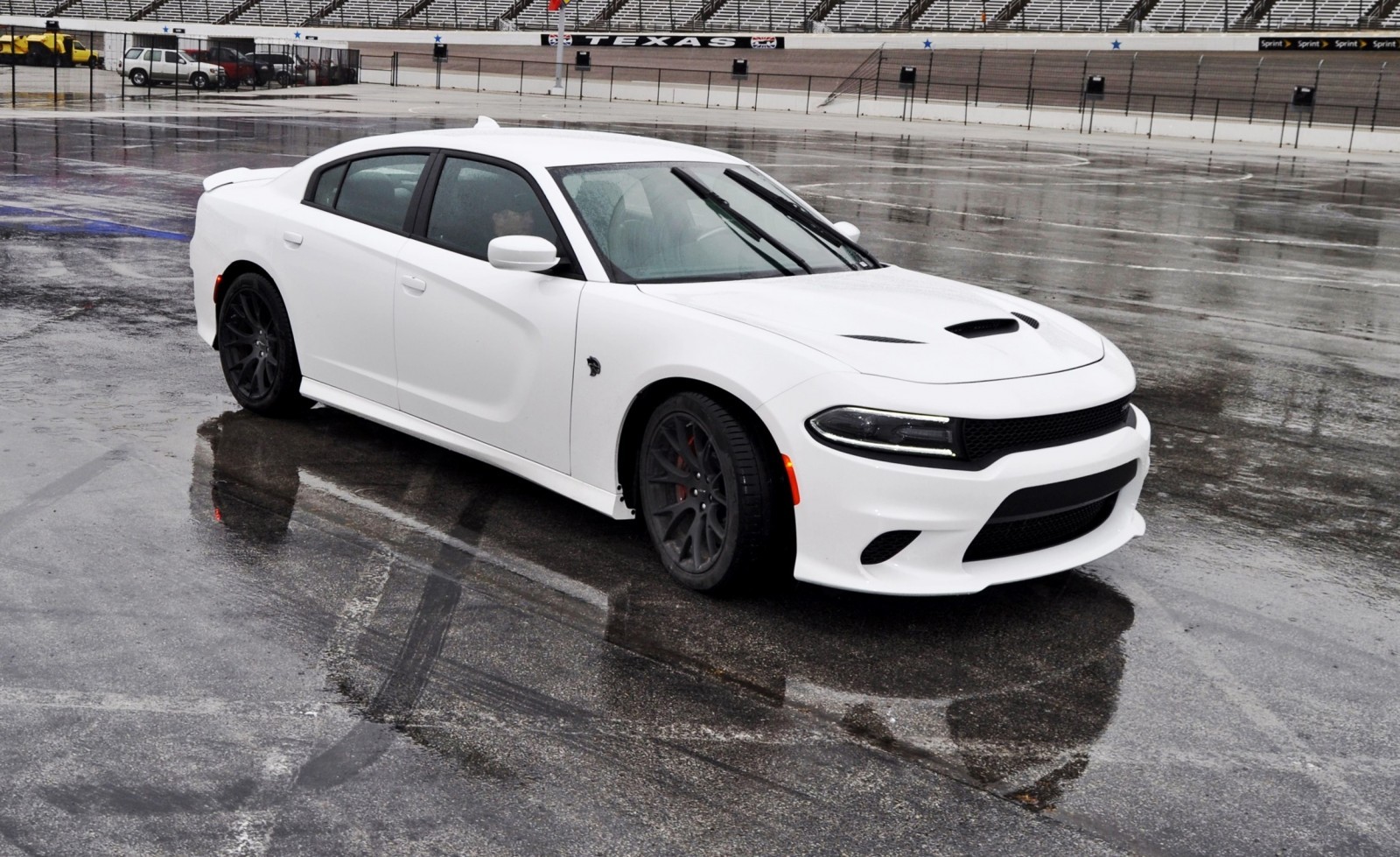 Dodge Charger srt Hellcat