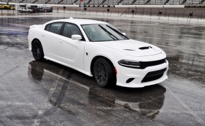 2015 Dodge Charger SRT HELLCAT Review 44