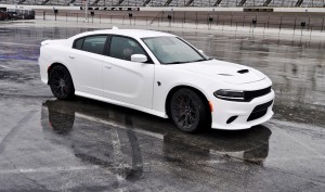 2015 Dodge Charger SRT HELLCAT Review 45