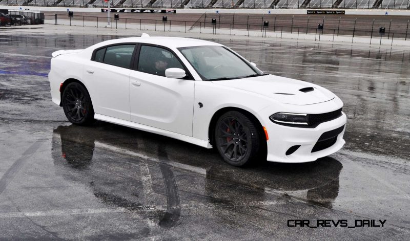 2015 Dodge Charger SRT HELLCAT Review 45