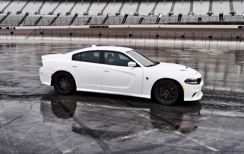 2015 Dodge Charger SRT HELLCAT Review 48