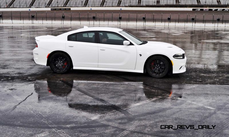 2015 Dodge Charger SRT HELLCAT Review 50