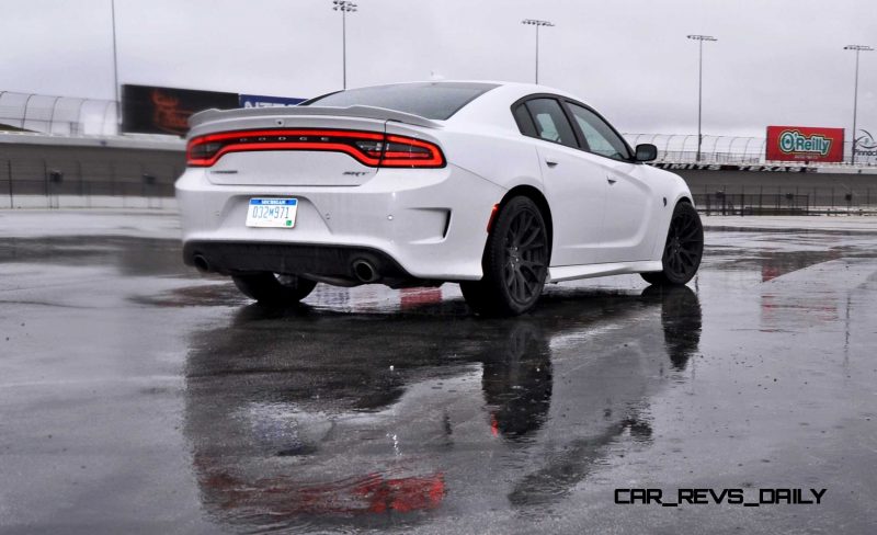 2015 Dodge Charger SRT HELLCAT Review 63