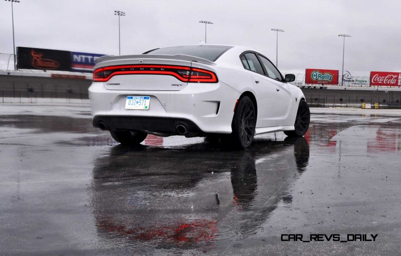 2015 Dodge Charger SRT HELLCAT Review 64