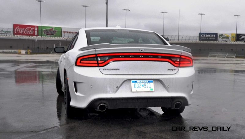 2015 Dodge Charger SRT HELLCAT Review 71