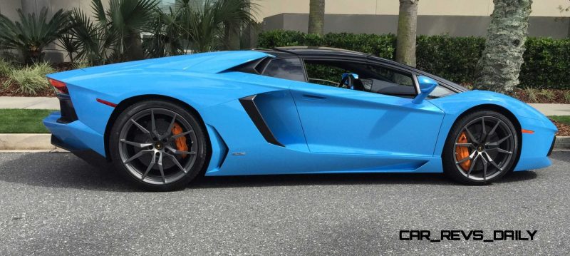 2015 Lamborghini Aventador Roadster  8