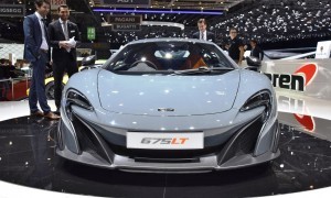 2015 McLaren 675LT 11