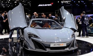 2015 McLaren 675LT 2