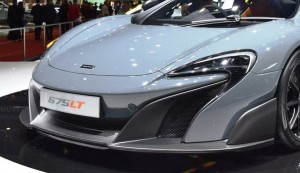 2015 McLaren 675LT 8