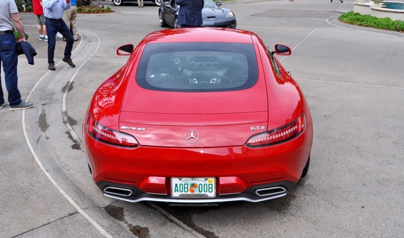 2015 Mercedes-AMG GT-S 11