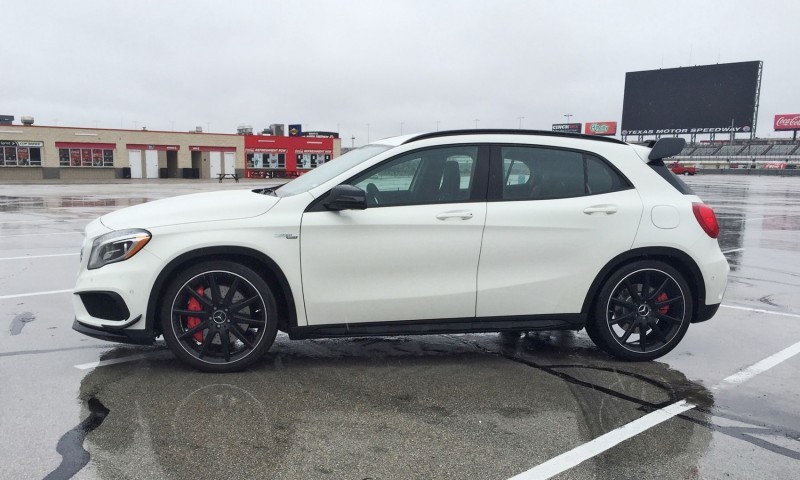 2015 Mercedes-Benz GLA45 AMG 1