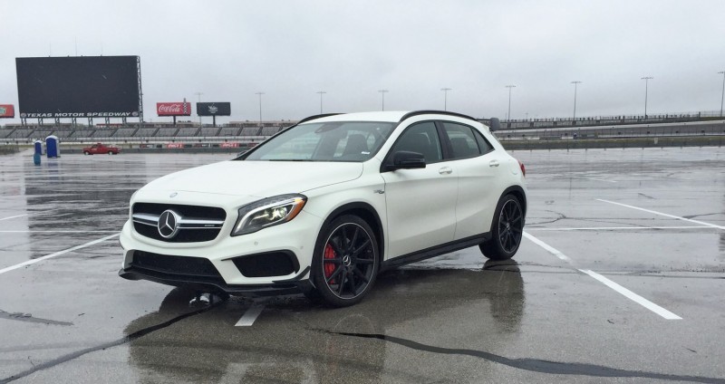 2015 Mercedes-Benz GLA45 AMG 10