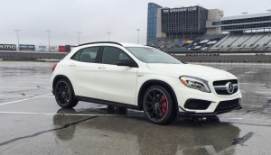 2015 Mercedes-Benz GLA45 AMG 29