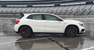 2015 Mercedes-Benz GLA45 AMG 40