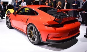 2015 Porsche 911 GT3 RS 13