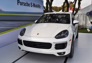 2015 Porsche Cayenne S E-Hybrid 16