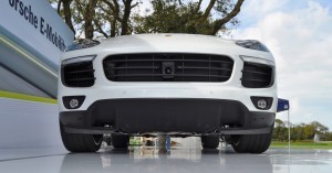 2015 Porsche Cayenne S E-Hybrid 28