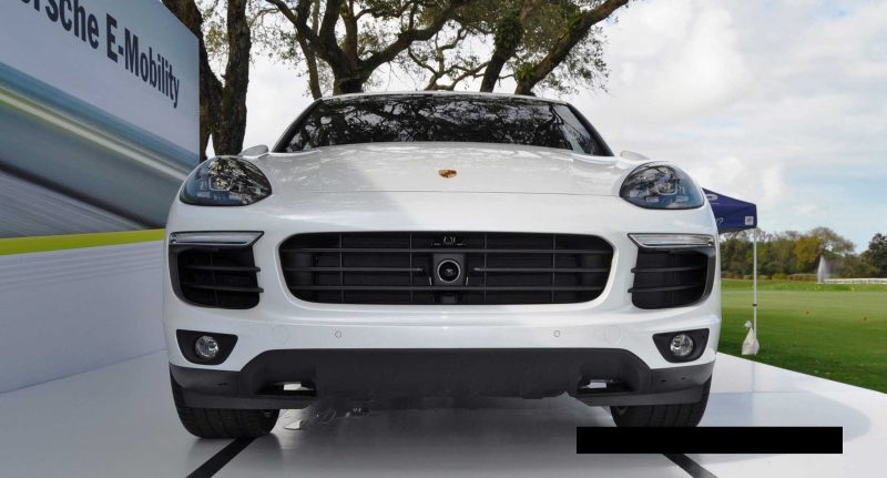 2015 Porsche Cayenne S E-Hybrid 29