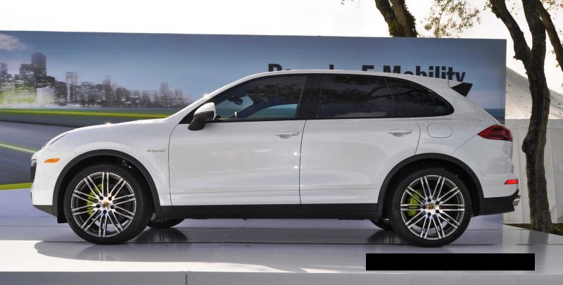 2015 Porsche Cayenne S E-Hybrid 33