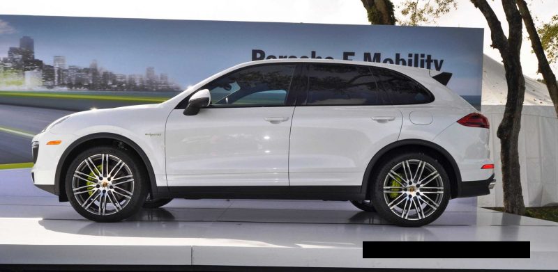 2015 Porsche Cayenne S E-Hybrid 34