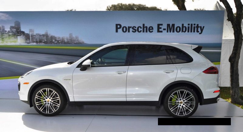 2015 Porsche Cayenne S E-Hybrid 37