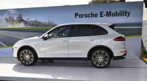 2015 Porsche Cayenne S E-Hybrid 40