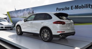 2015 Porsche Cayenne S E-Hybrid 45