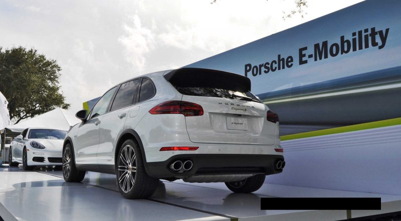 2015 Porsche Cayenne S E-Hybrid 48