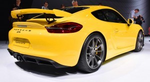 2015 Porsche Cayman GT4 21