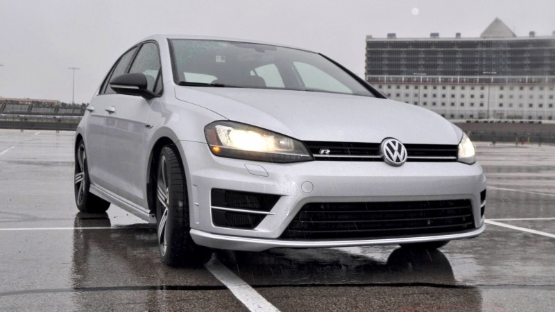 2015 Volkswagen Golf R Review 10