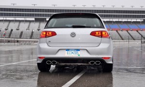 2015 Volkswagen Golf R Review 26