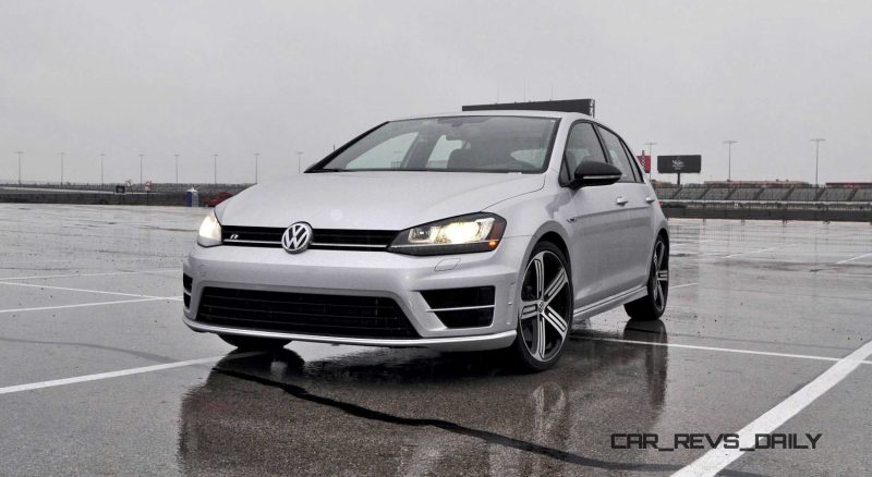 2015 Volkswagen Golf R Review 3