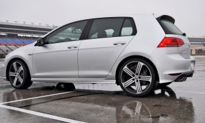 2015 Volkswagen Golf R Review 33