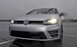 2015 Volkswagen Golf R Review 44