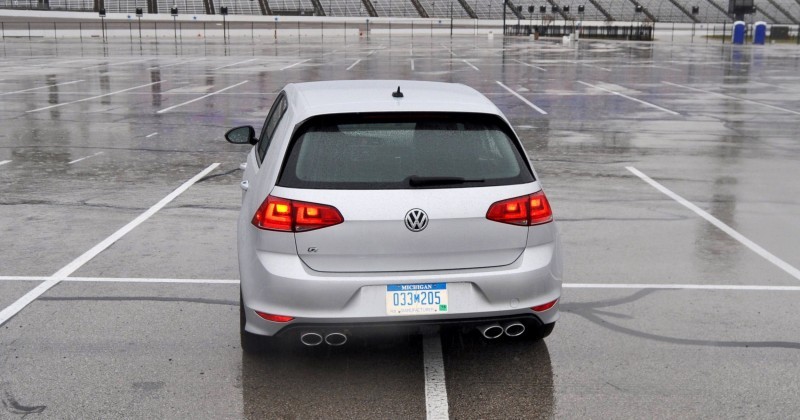 2015 Volkswagen Golf R Review 66