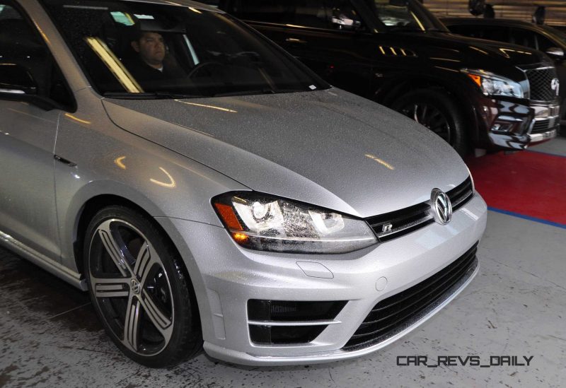 2015 Volkswagen Golf R Review 71