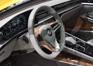 2015 Volkswagen Sport Coupe Concept GTE 18