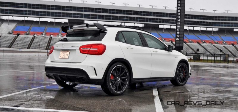 First Drive Review - 2015 Mercedes-AMG GLA45 34