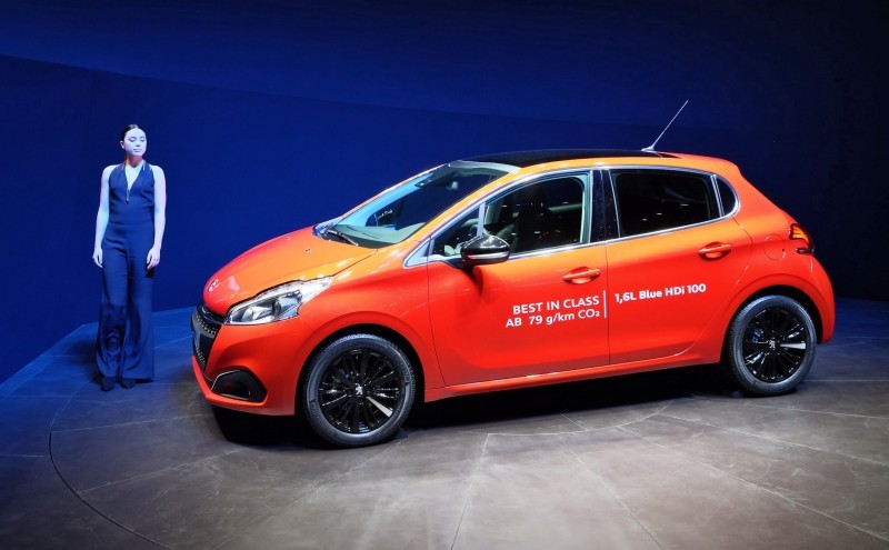 Geneva 2015 Showfloor - PEUGEOT 27