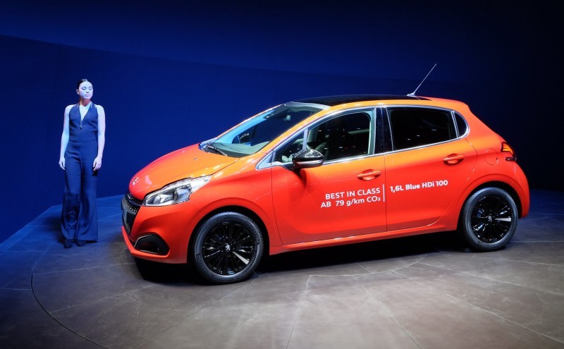 Geneva 2015 Showfloor - PEUGEOT 28