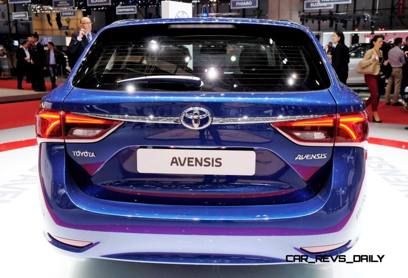 Geneva 2015 Showfloor - Toyota 11