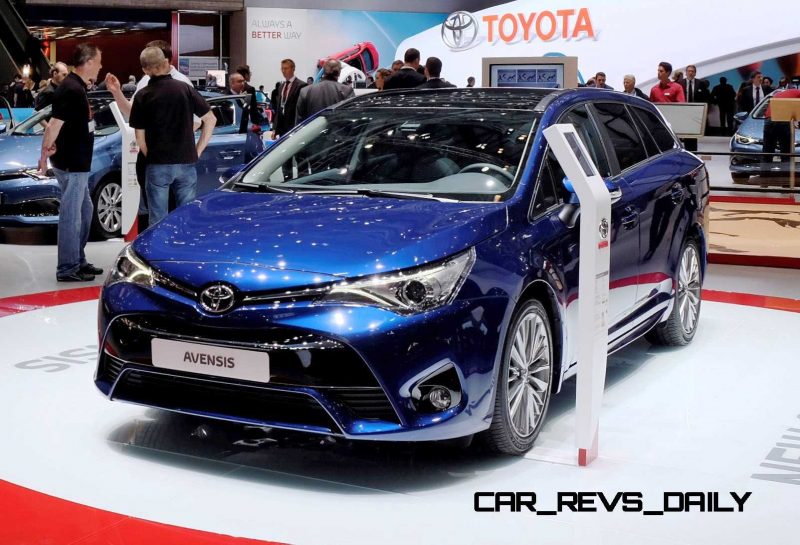 Geneva 2015 Showfloor - Toyota 5