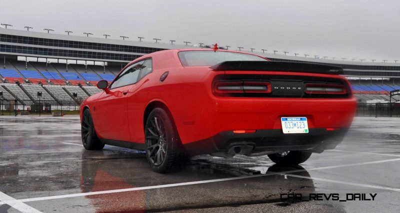 2015 Dodge Challenger SRT HELLCAT  30