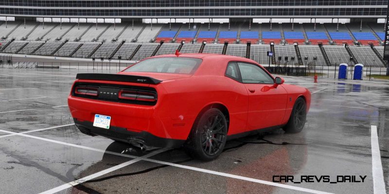 2015 Dodge Challenger SRT HELLCAT  38