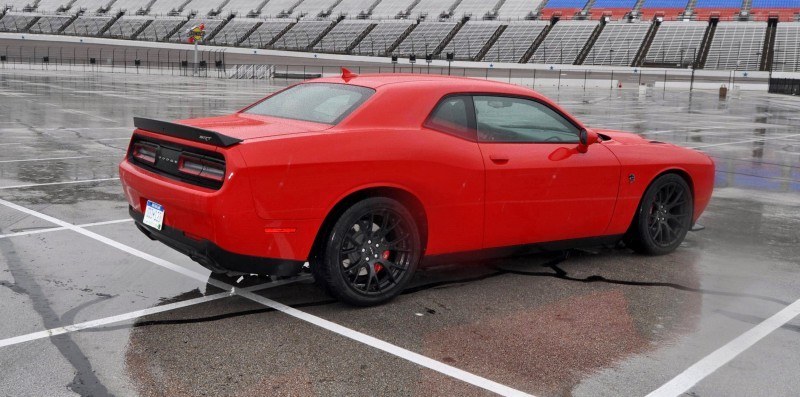 2015 Dodge Challenger SRT HELLCAT  40