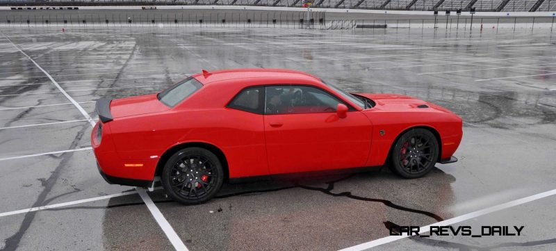 2015 Dodge Challenger SRT HELLCAT  43