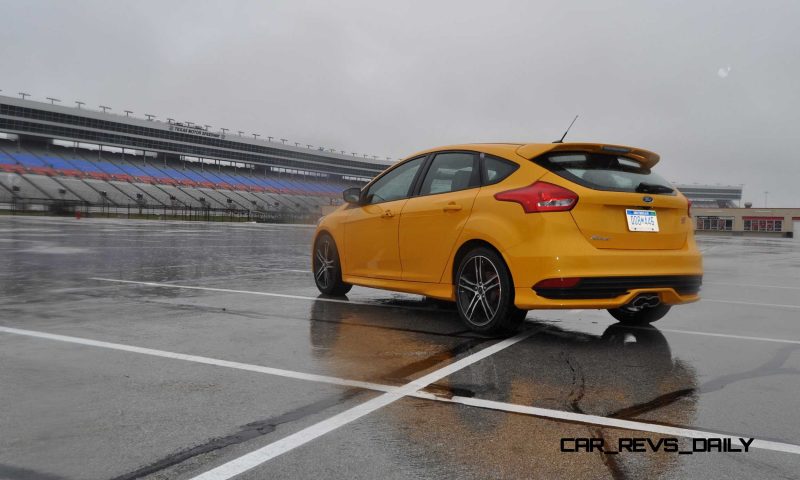 2015 Ford Focus ST Tangerine Scream ST2 Pack 117